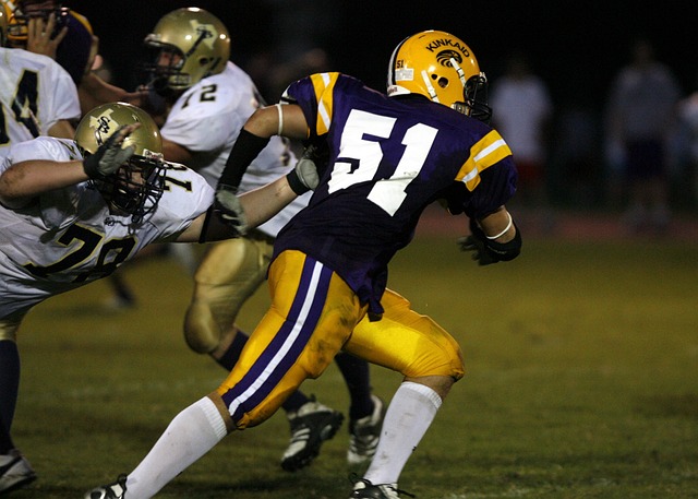 地上足球：偷溜诺坎普释放回归信号？解析梅西为何必重回巴萨