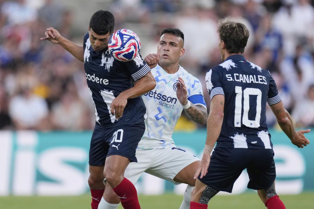 阿尔特塔：赖斯生病了病的很重；球队伤病多并非因为训练过度